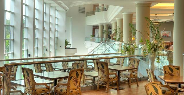 Verona Resort & Spa ทูมอน ภายนอก รูปภาพ